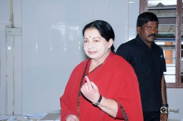 Celebrities Cast Vote in TN Elections
